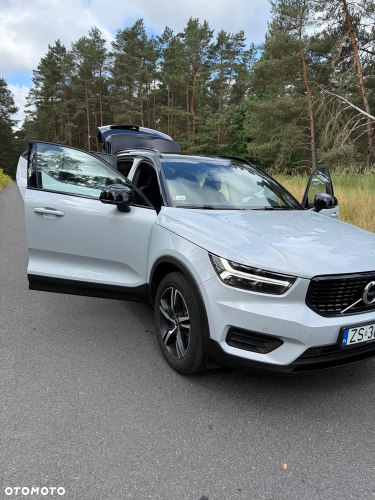 Volvo XC 40 T3 R-Design - 17