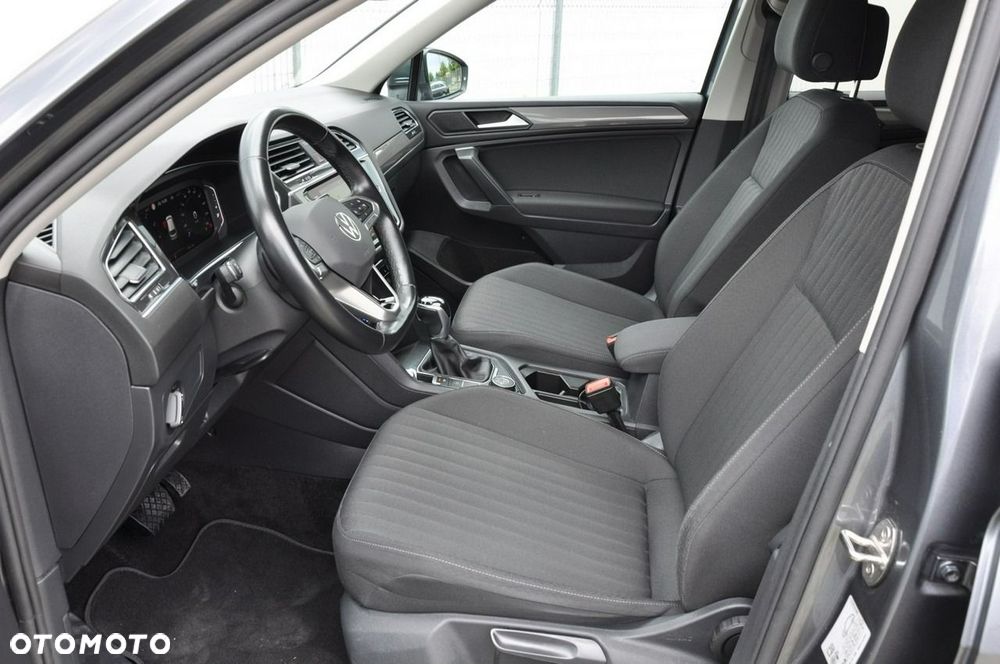 Volkswagen Tiguan Allspace 2.0 TSI 4Mot Life DSG 7os - 12