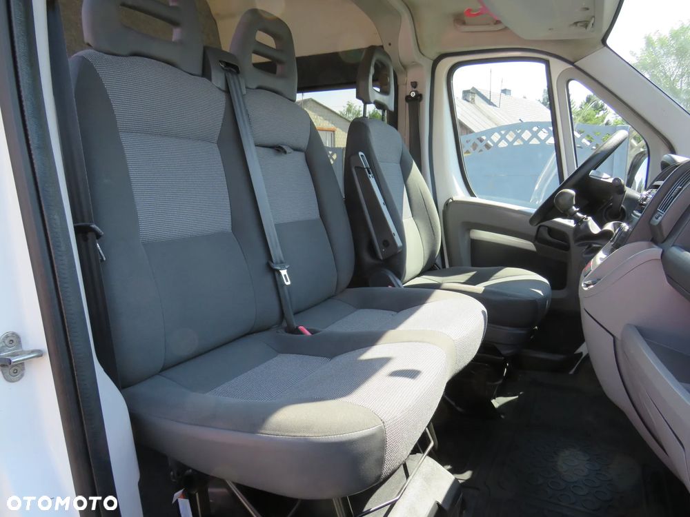 Peugeot Boxer L2H2 2.2HDI 120Ps *Brygadówka*7 osób* - 32