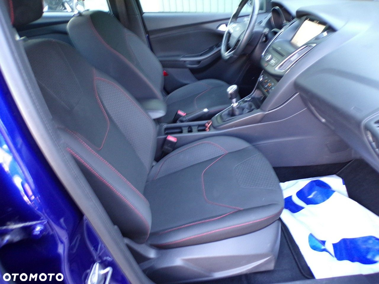 Ford Focus - 32