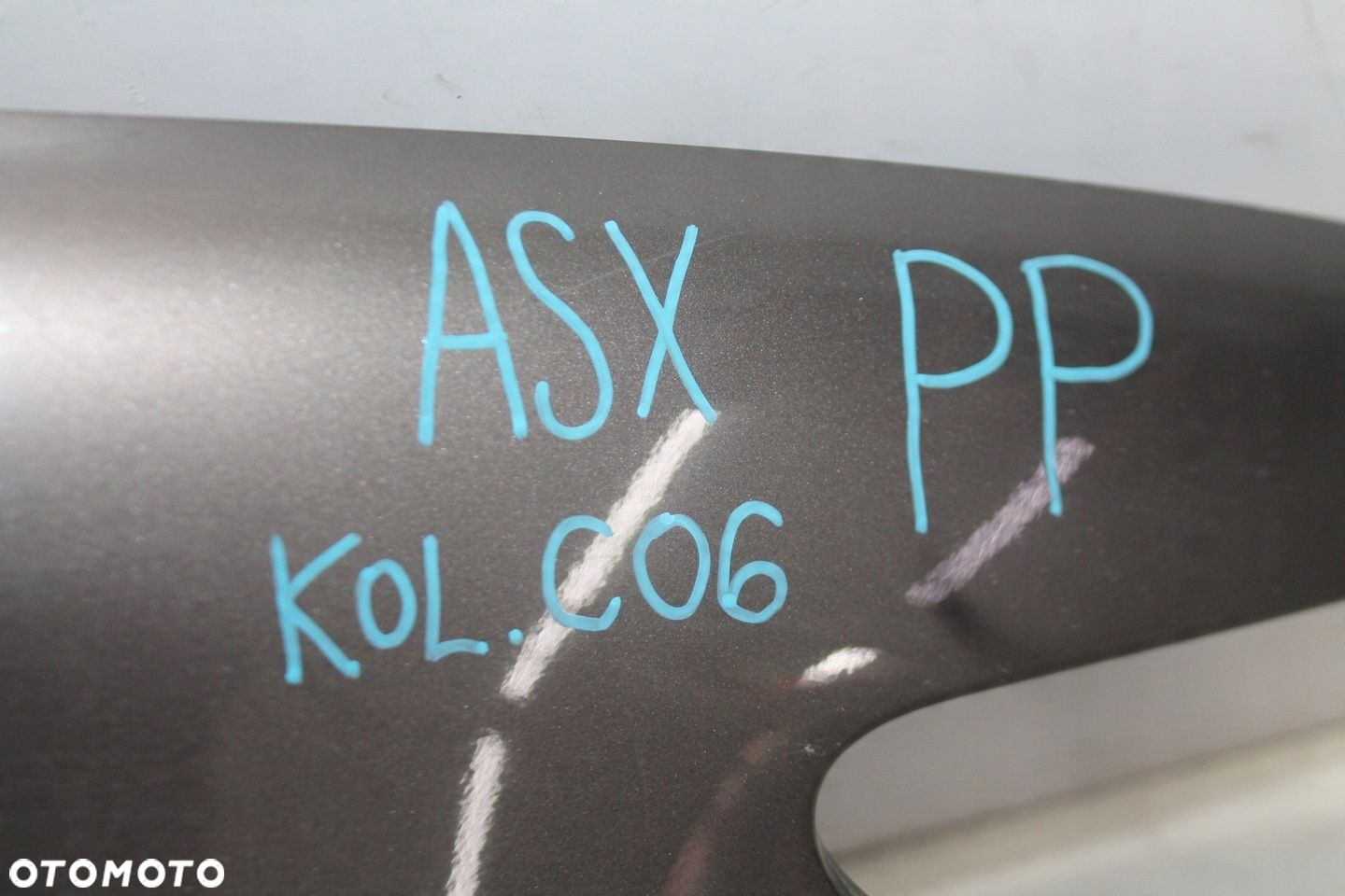 BŁOTNIK PRAWY PRZÓD PRZEDNI MITSUBISHI ASX KOL. C06 10- - 7