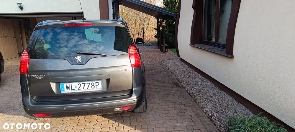 Peugeot 5008 - 4