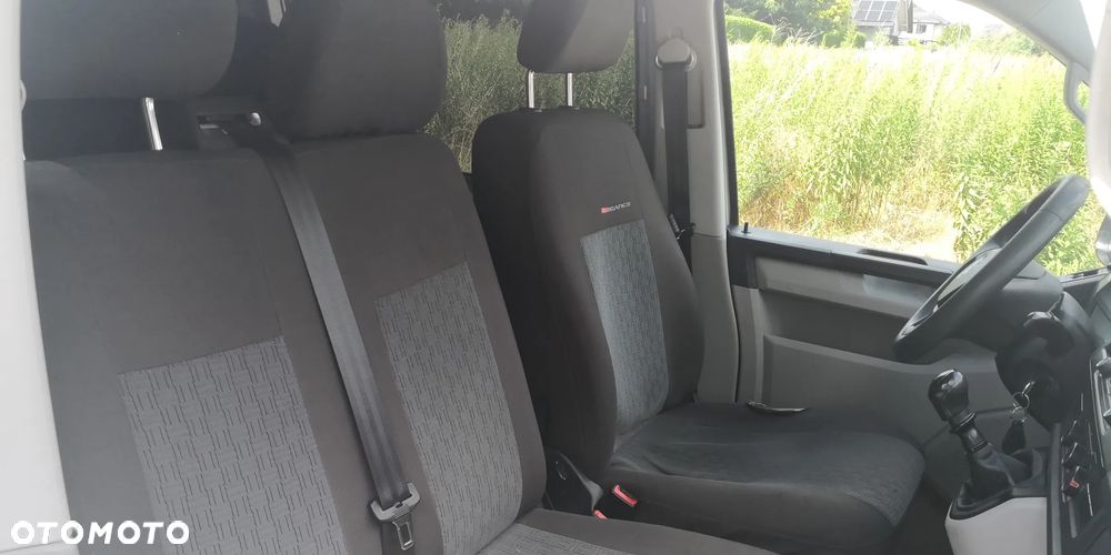 Volkswagen Transporter L2H1 - 12