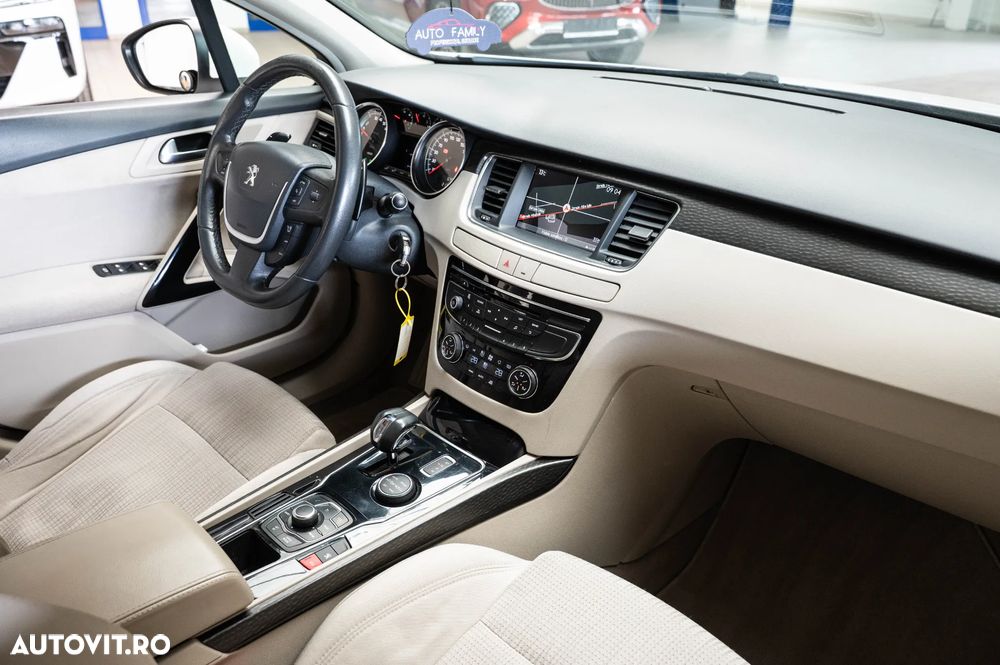 Peugeot 508 Hybrid4 Allure - 26