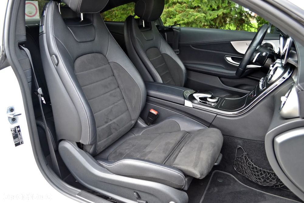 Mercedes-Benz Klasa C 200 4MATIC 9G-TRONIC - 16