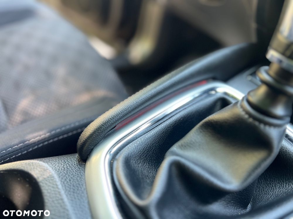 Nissan Qashqai 1.5 dCi Tekna - 26