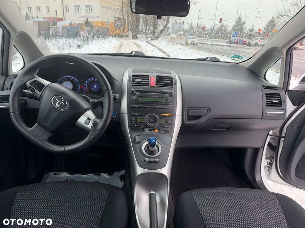 Toyota Auris 1.8 HSD Luna - 15