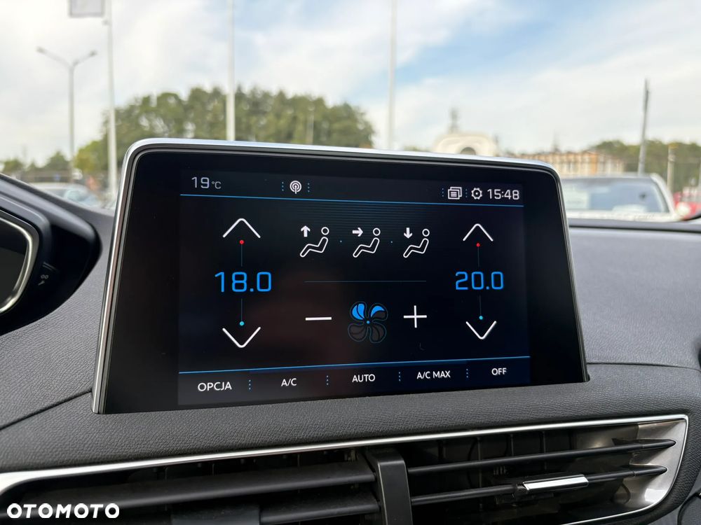 Peugeot 5008 1.5 BlueHDi Allure S&S - 19