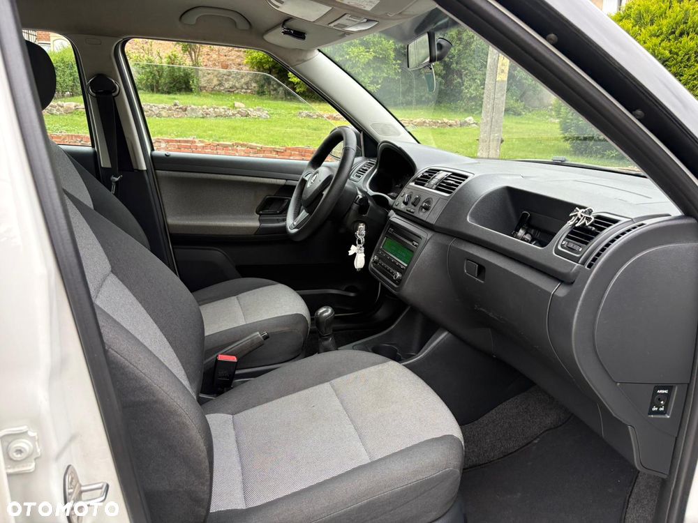 Skoda Fabia 1.2 HTP Ambition - 10