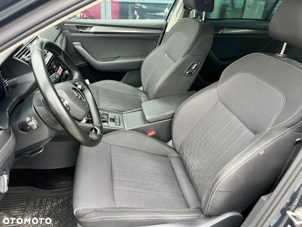 Skoda Superb 2.0 TDI SCR 4x4 Style DSG - 16