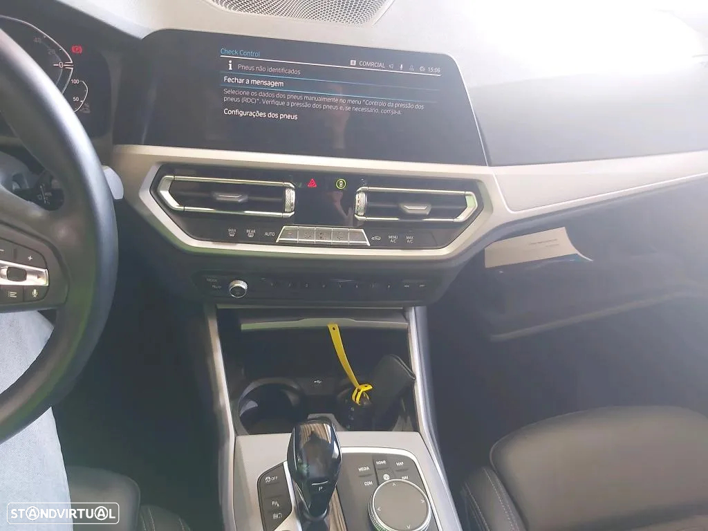 BMW 320 e Touring Corporate Edition Auto - 9