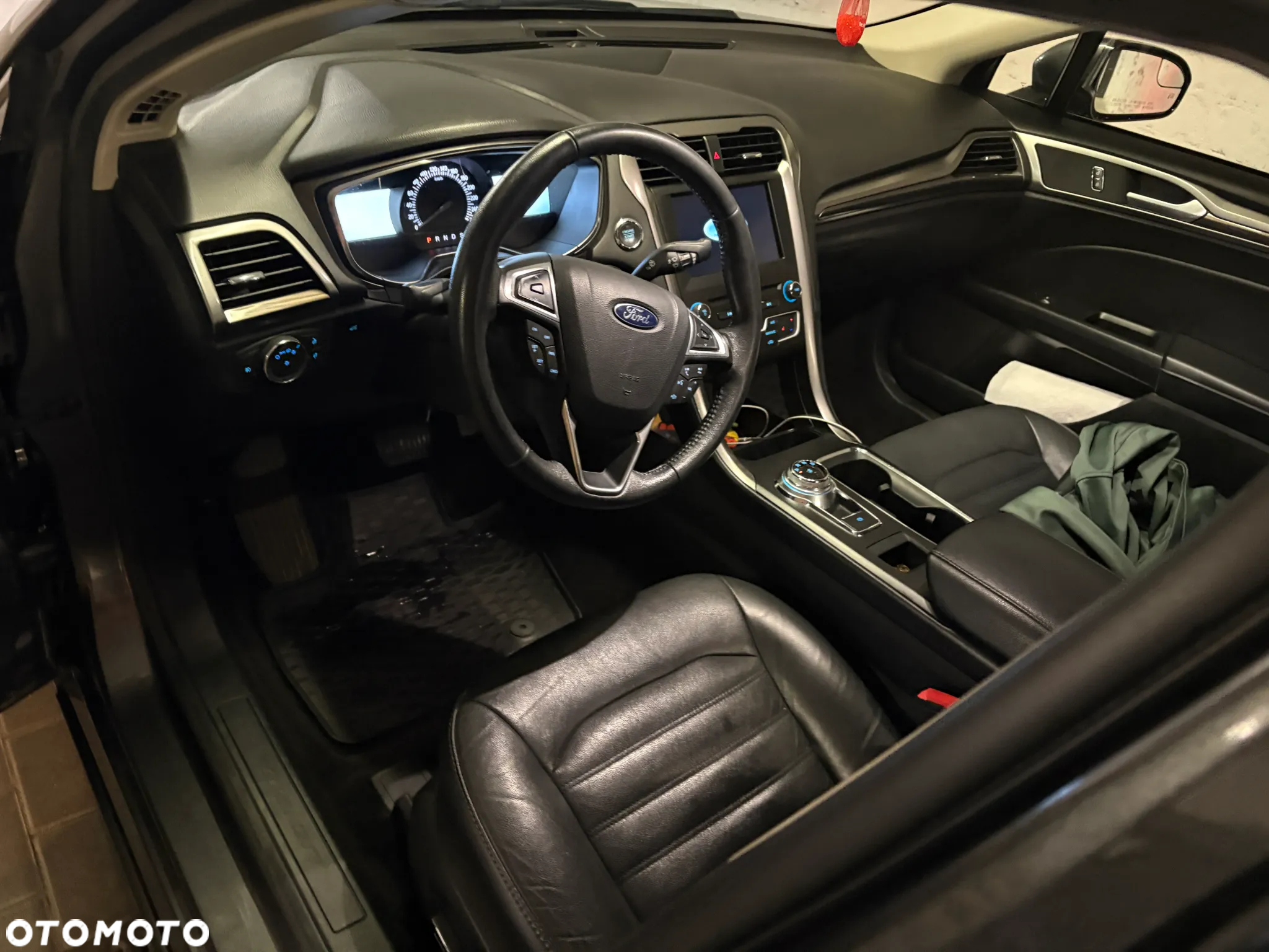Ford Fusion 2.0 EcoBoost Titanium - 8