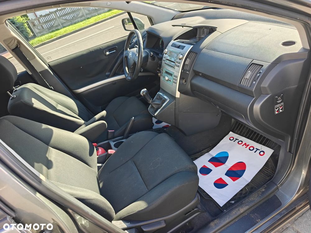 Toyota Corolla 2.0 D-4D Terra - 17