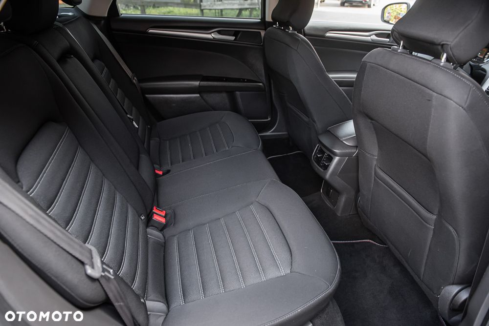 Ford Mondeo 2.0 TDCi Trend PowerShift - 30