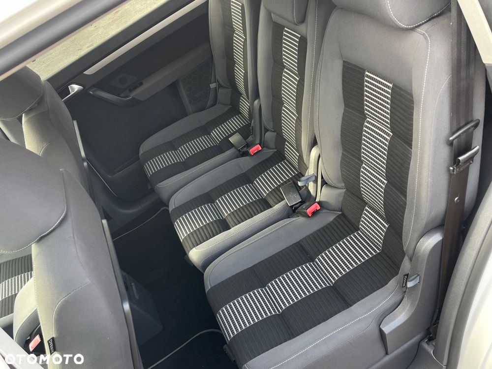 Volkswagen Touran 1.9 TDI DPF United - 30