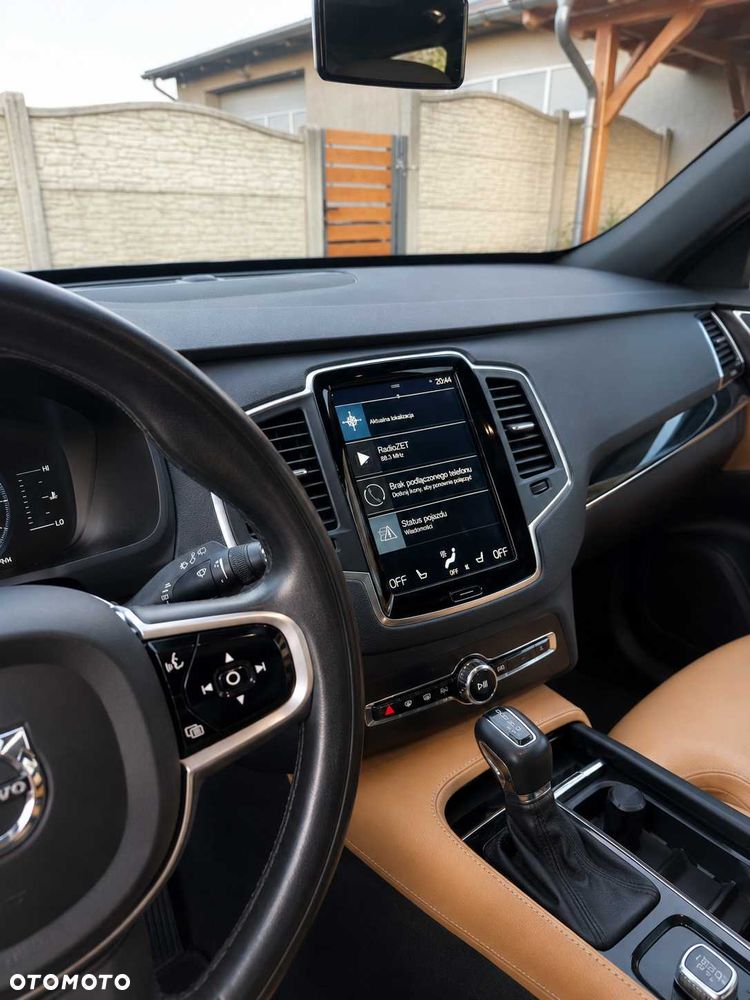Volvo XC 90 - 7