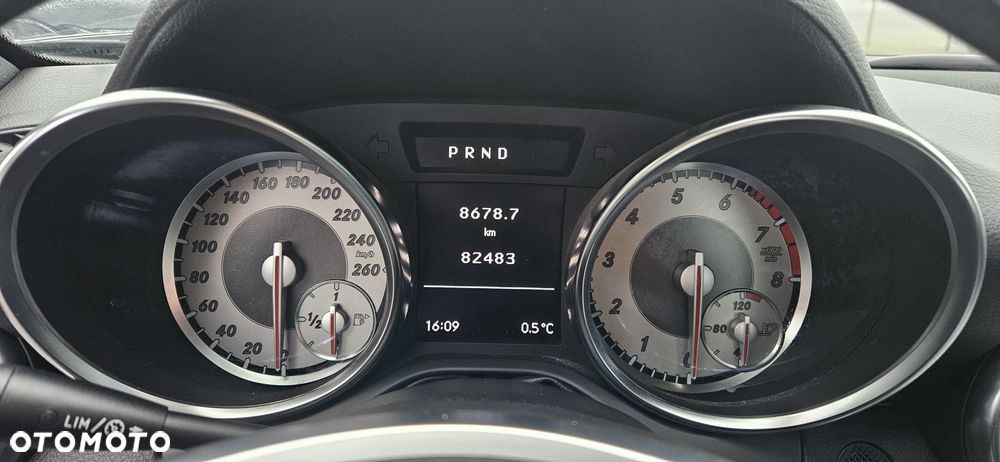 Mercedes-Benz SLK - 32