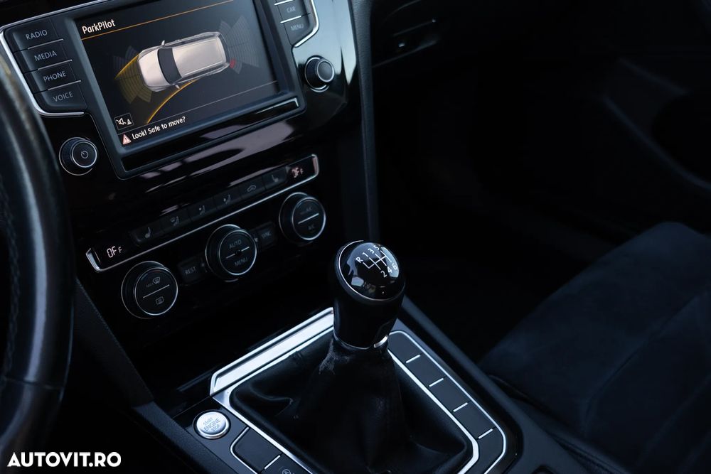 Volkswagen Passat Variant 2.0 TDI Comfortline - 13