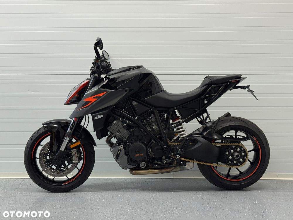 KTM Super Duke - 15