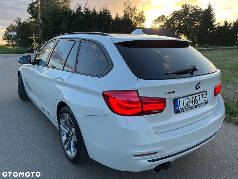BMW Seria 3 320d Sport Line - 7