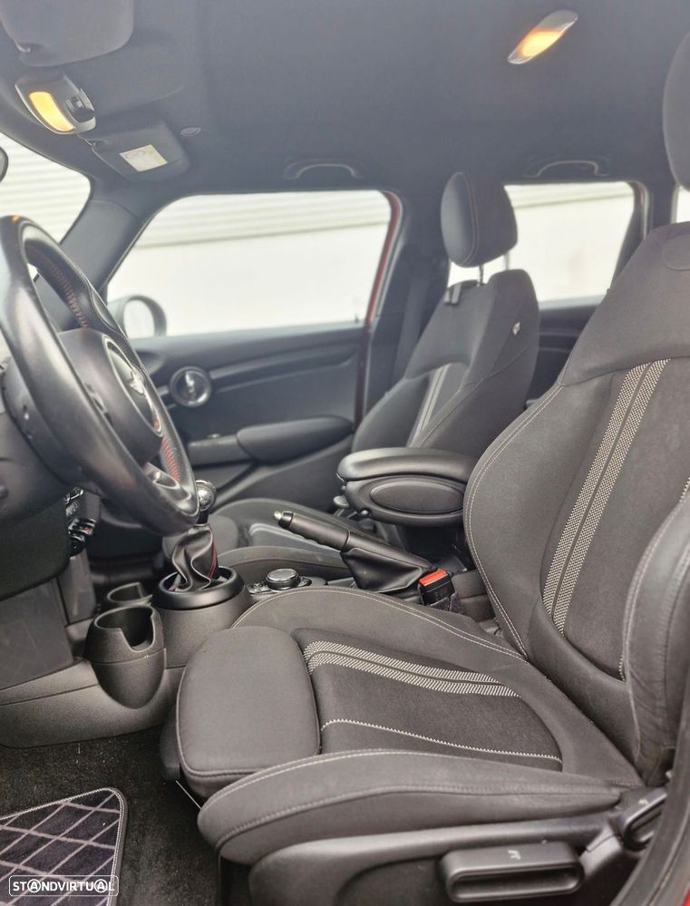 MINI 5 Portas One D - 8