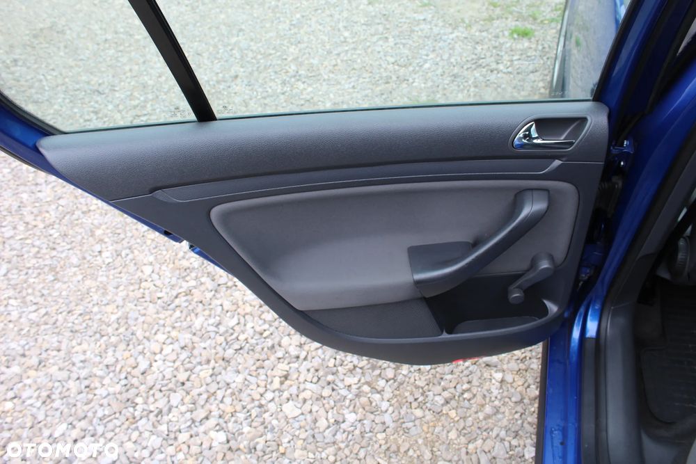 Volkswagen Golf 1.6 Edition - 19