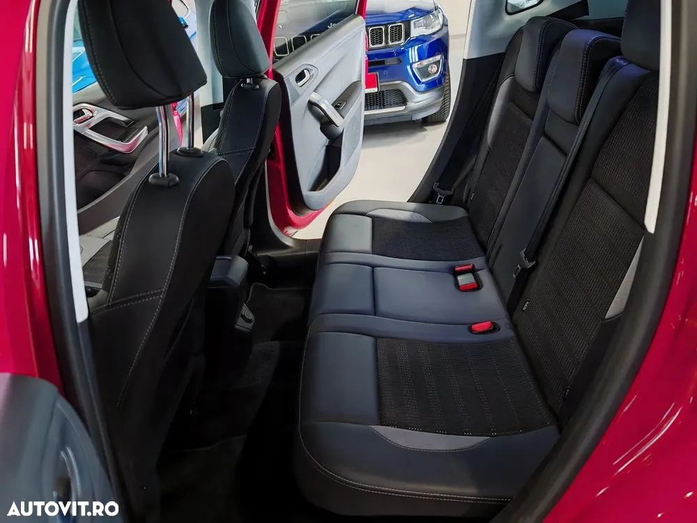 Peugeot 2008 1.2 PureTech Turbo EAT6 S&S Allure - 12