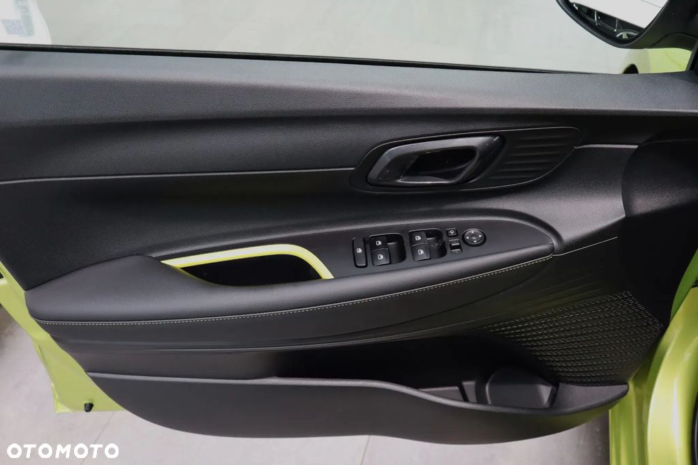 Hyundai i20 1.0 T-GDi Smart DCT - 14