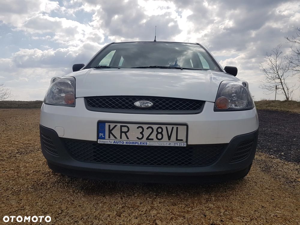 Ford Fiesta 1.25 Ambiente - 11