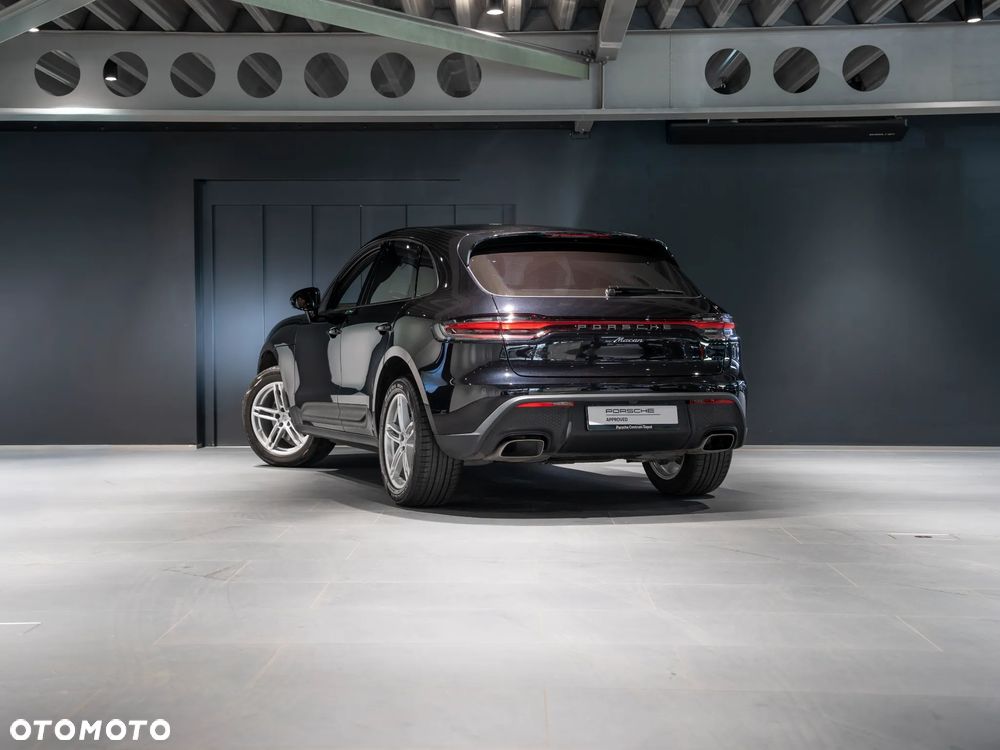 Porsche Macan Standard - 3