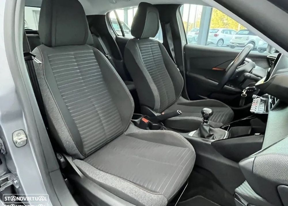 Peugeot 208 1.2 PureTech Active Pack — fotografia 18