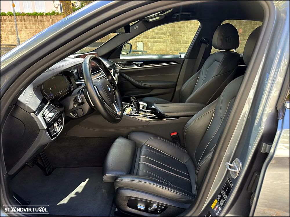 BMW 530 e Line Luxury - 26
