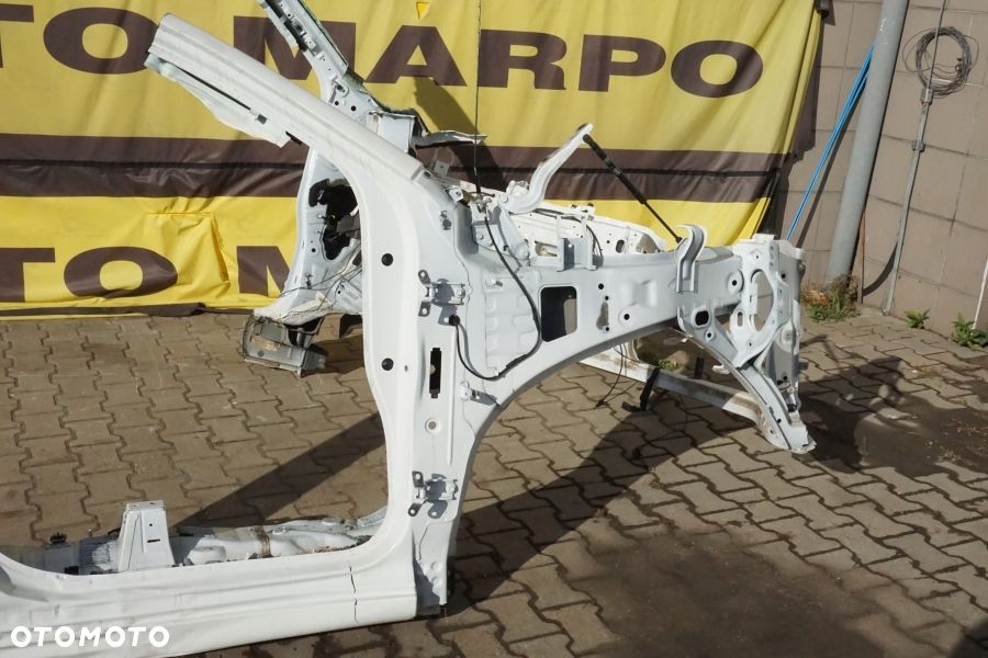 CHEVROLET SILVERADO 1500 2019 - Ćwiartka Prawa Fartuch Przód USA - 2