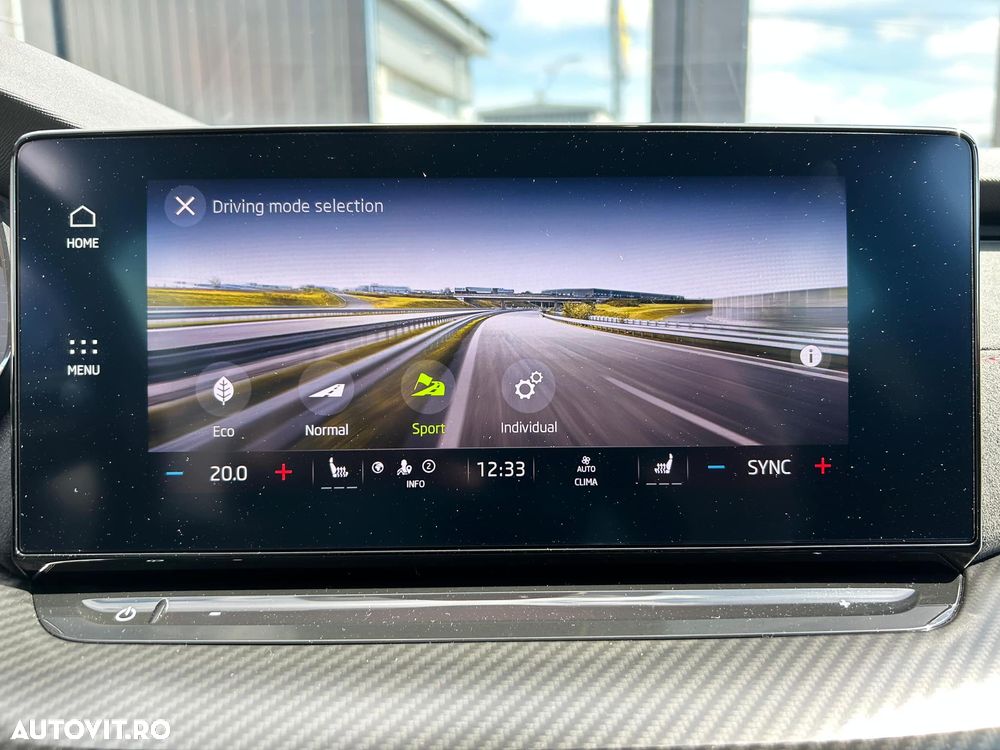 Skoda Octavia 2.0 TSI DSG RS - 18