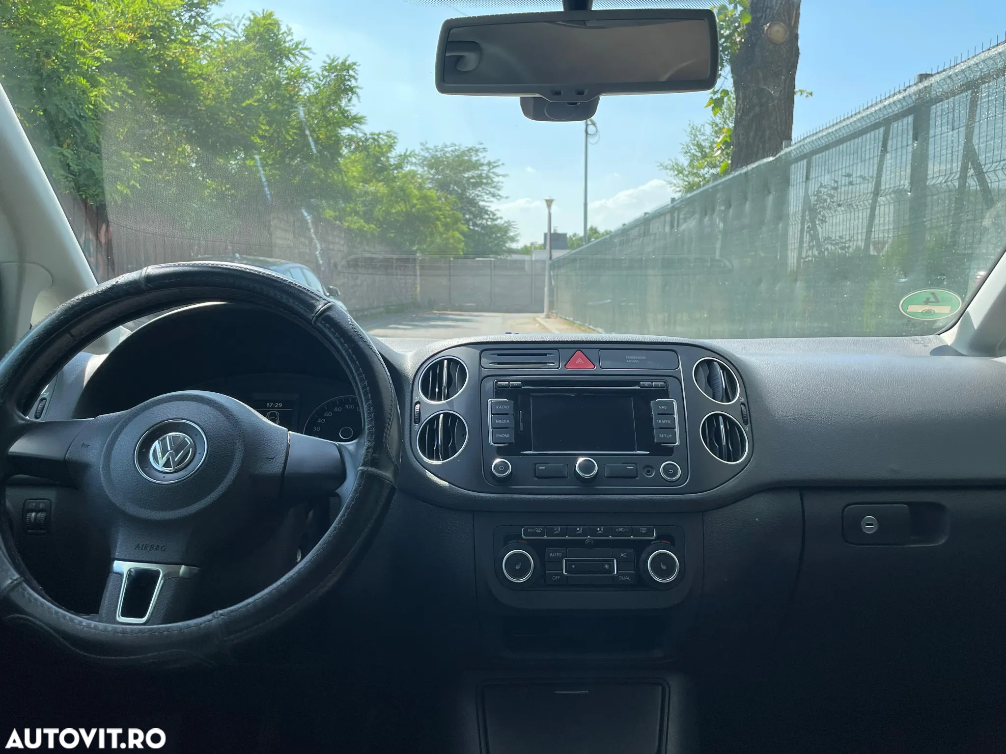 Volkswagen Golf Plus 1.9 TDI Comfortline DPF - 19