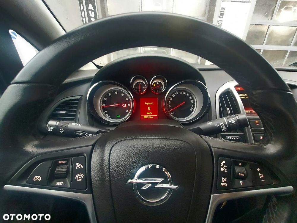 Opel Astra - 11