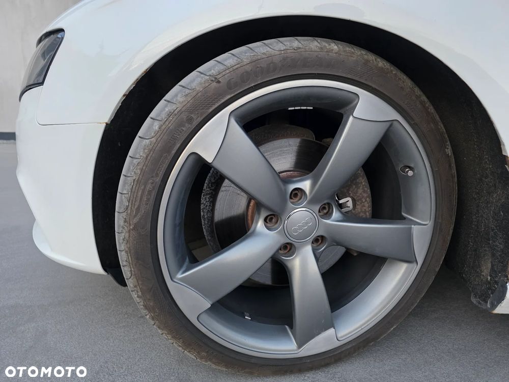Audi A4 Avant 3.0 TDI DPF quattro S line Sportpaket (plus) - 14