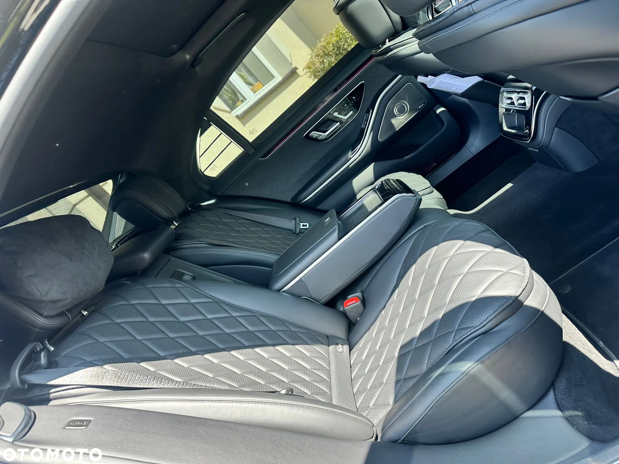 Mercedes-Benz Klasa S 580 4Matic L 9G-TRONIC - 33
