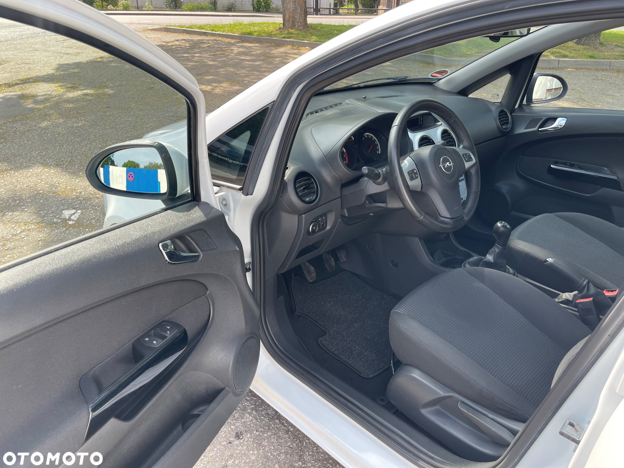 Opel Corsa 1.2 16V Color Edition - 23