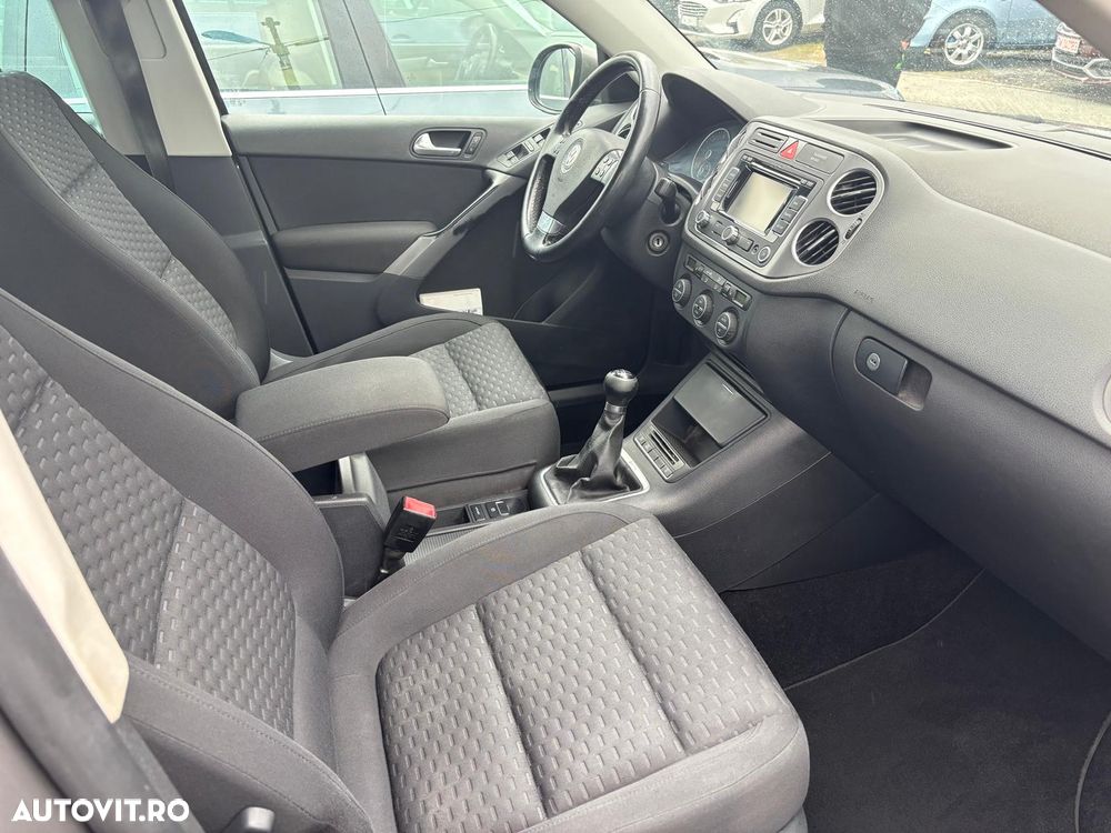 Volkswagen Tiguan - 7