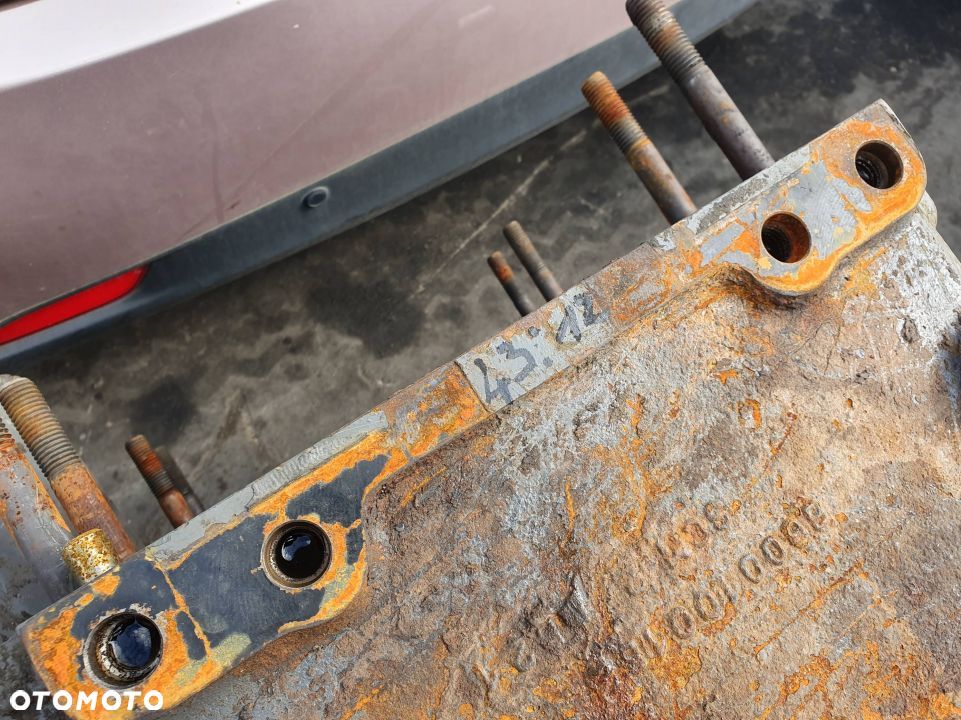 OBUDOWA TRAKTOR FENDT 926 VARIO 660/102-004 - 2