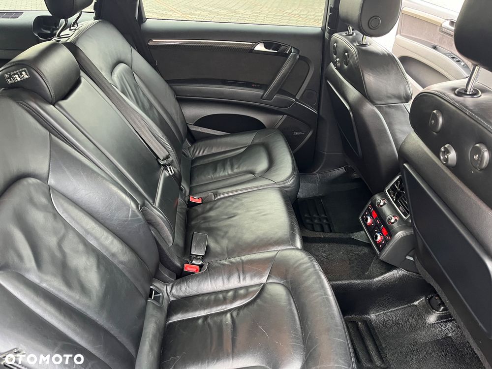 Audi Q7 3.0 TDI DPF clean diesel Quattro Tiptronic - 14