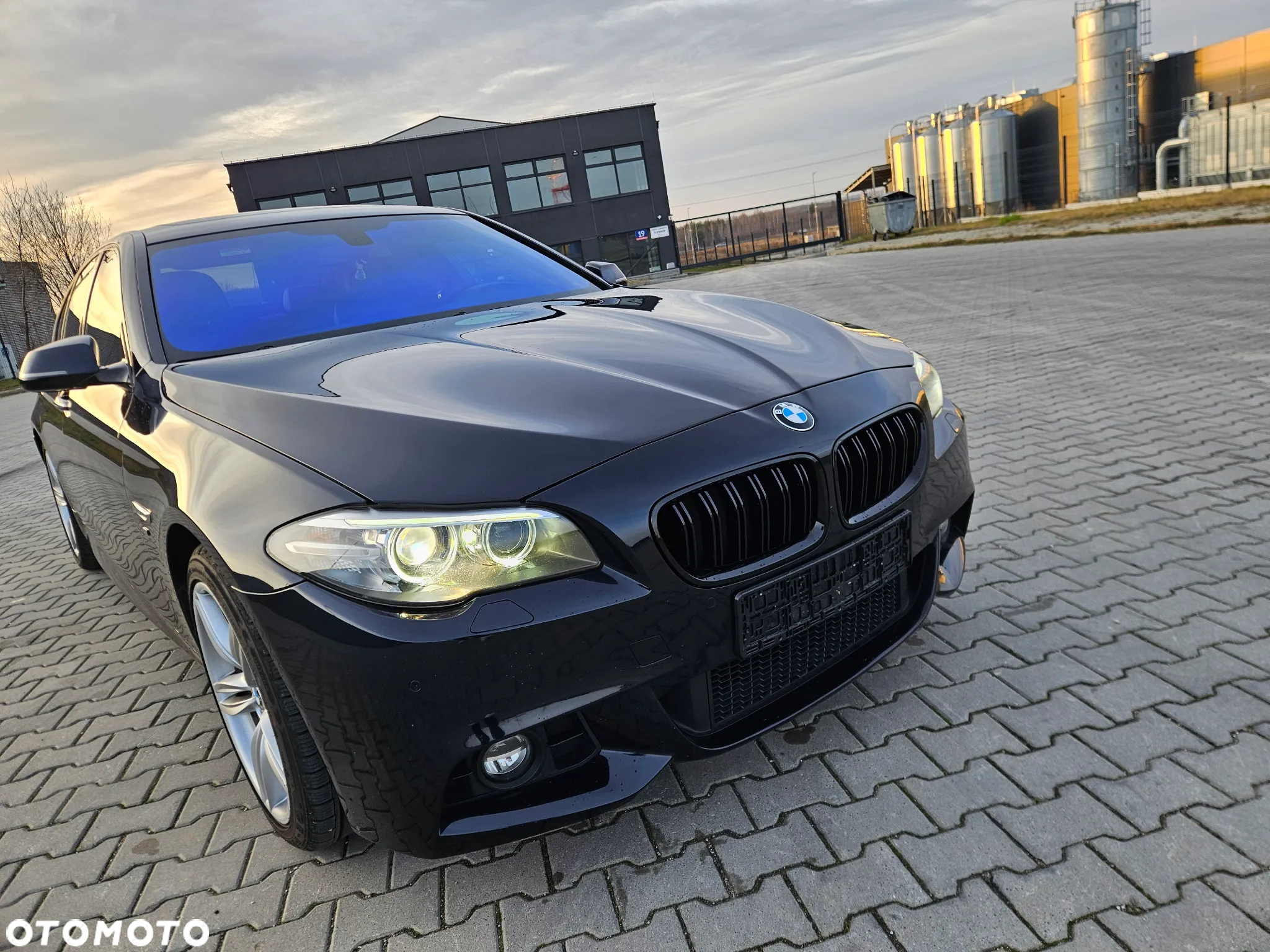 BMW Seria 5 520i Sport-Aut - 13