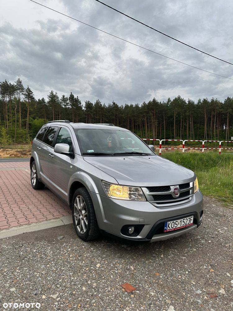 Fiat Freemont 2.0 Multijet Black Code AWD - 3