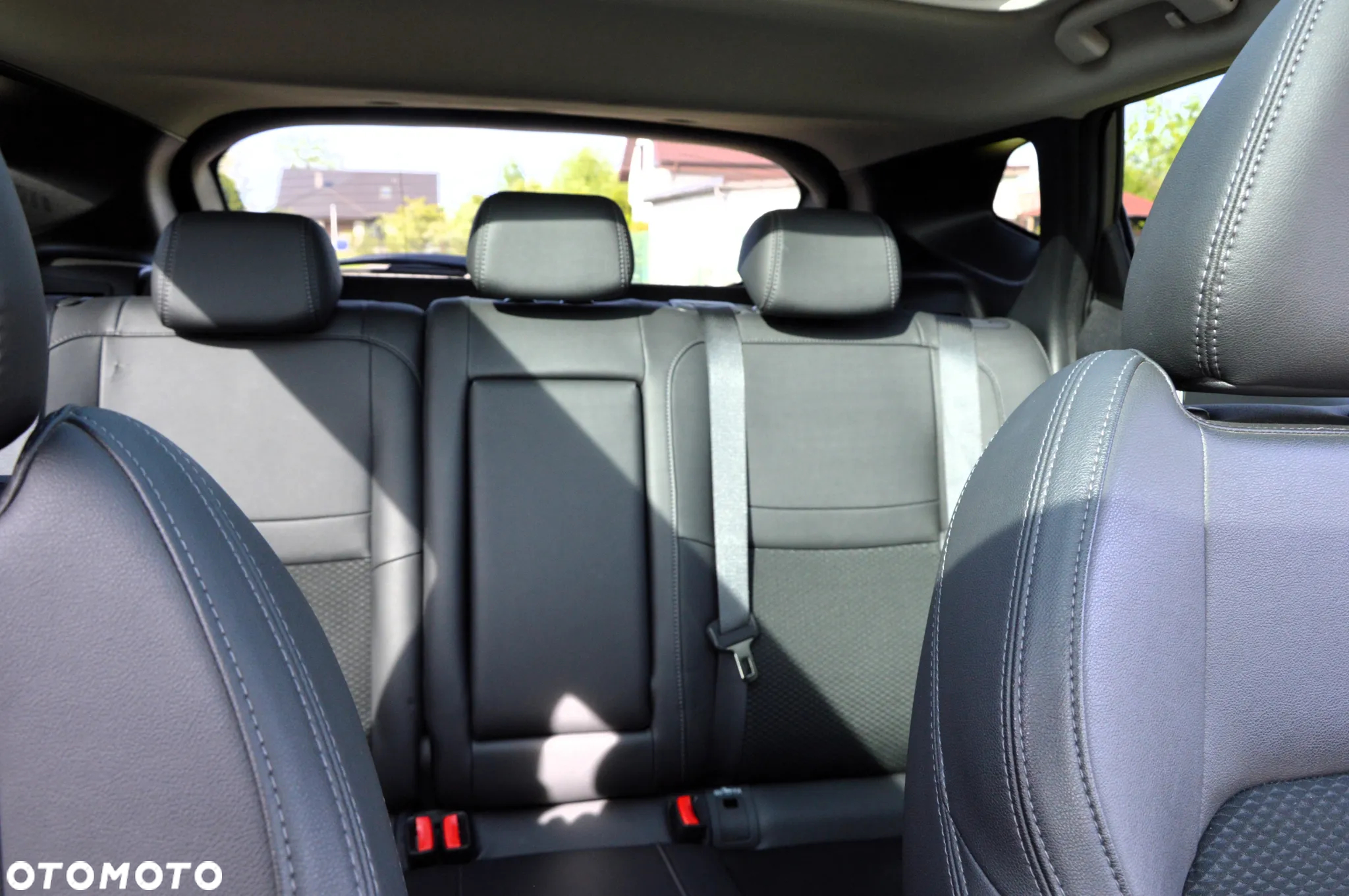 Nissan Qashqai 1.2 DIG-T N-Connecta Xtronic EU6 - 39