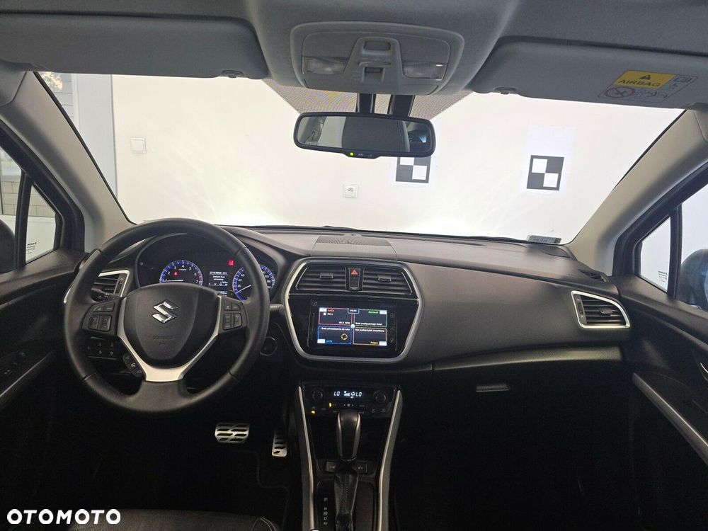 Suzuki SX4 S-Cross 1.4 T Elegance Sun 4WD - 10