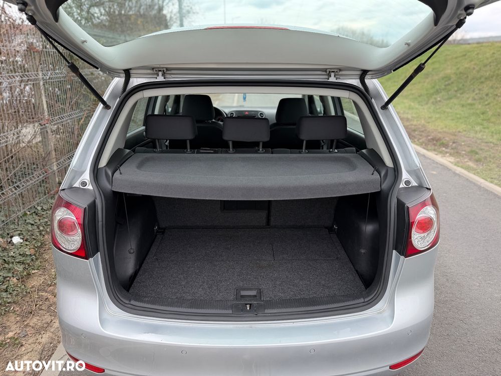 Volkswagen Golf Plus 2.0 TDI DPF Highline - 12