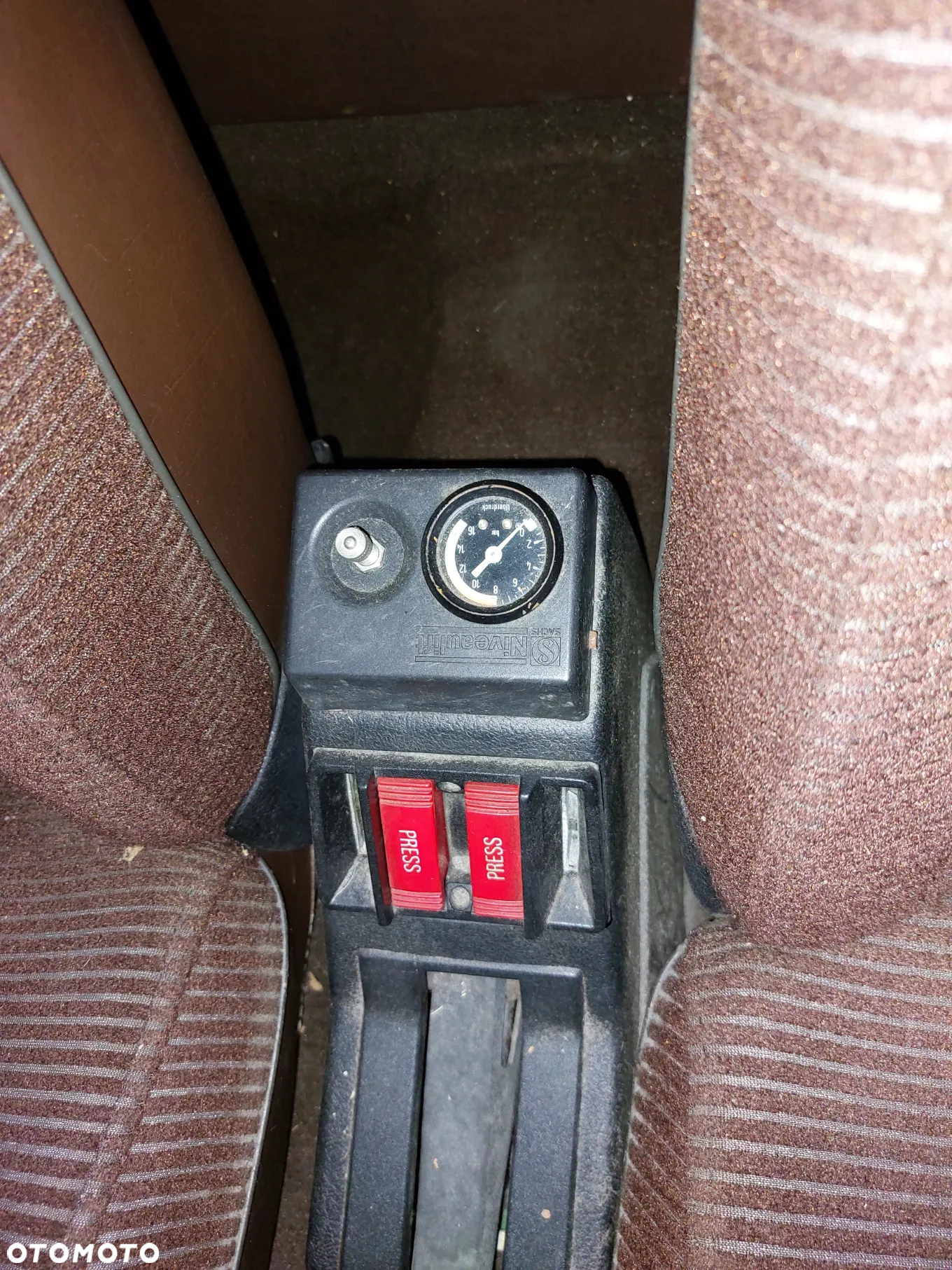 Volvo 245 - 7