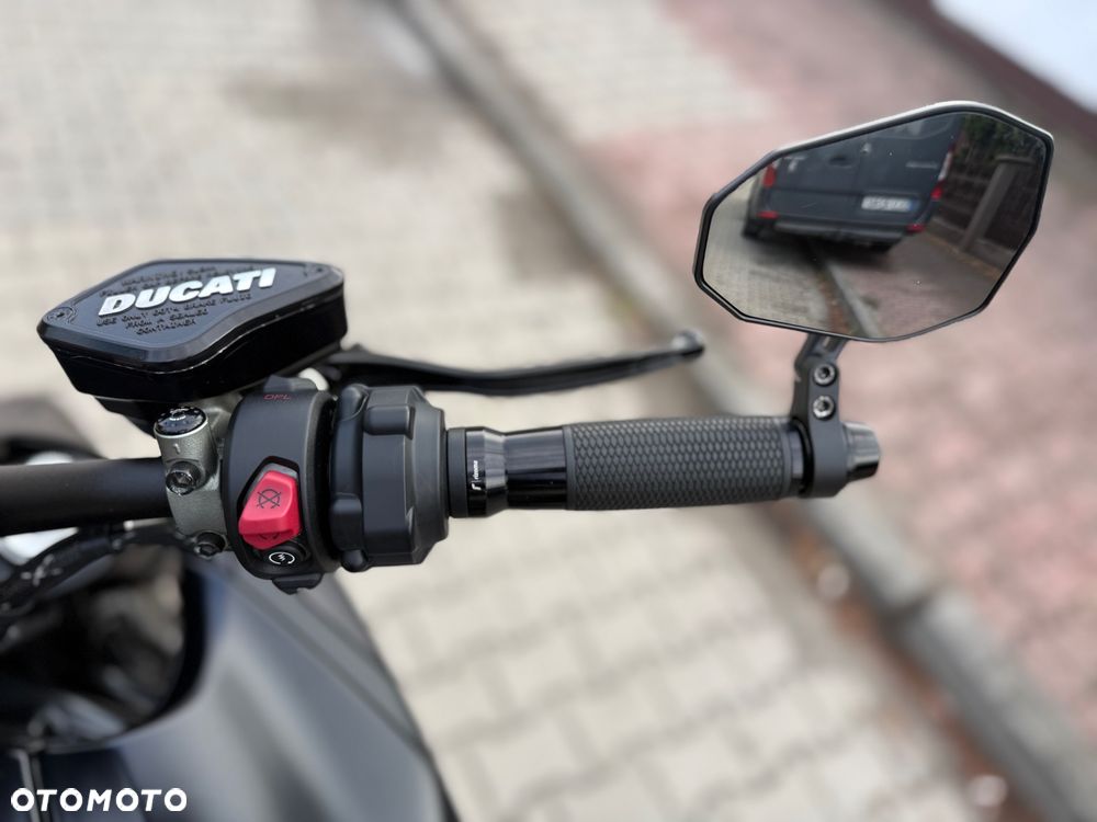 Ducati Diavel - 28
