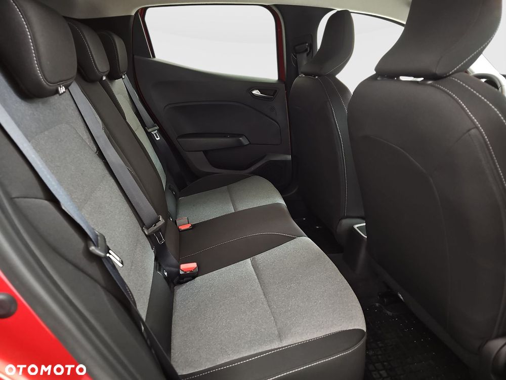 Renault Clio 1.0 TCe Evolution - 29